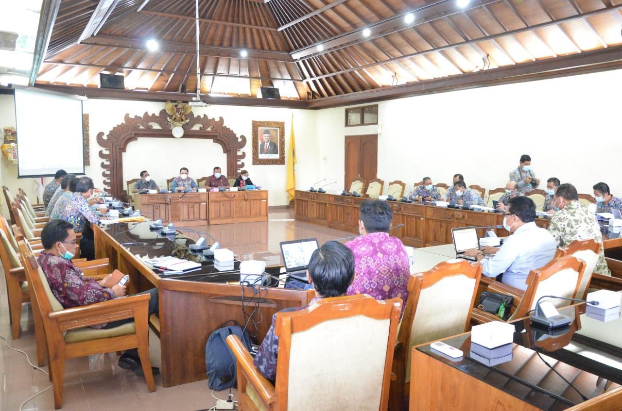 podiumnews.com-DPRD Bali Minta Proyek Pembangunan Tekankan Padat Karya